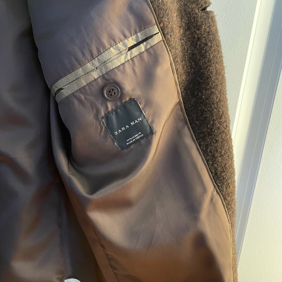 Zara Coat - Picture 4 of 4